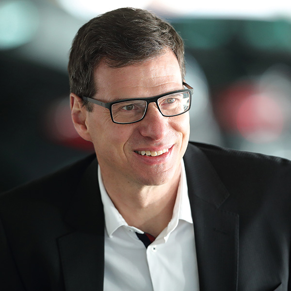 DR. DIETER STÖSSER